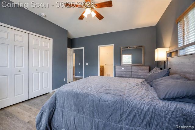 1710 Carlisle Street, Howell, MI 48855