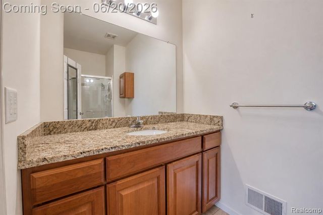 1710 Carlisle Street, Howell, MI 48855