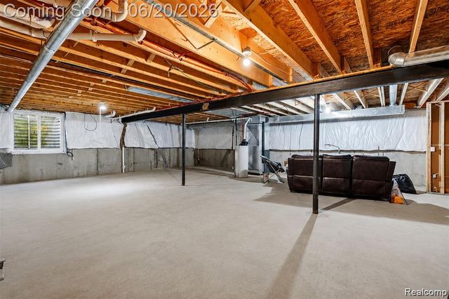 1710 Carlisle Street, Howell, MI 48855