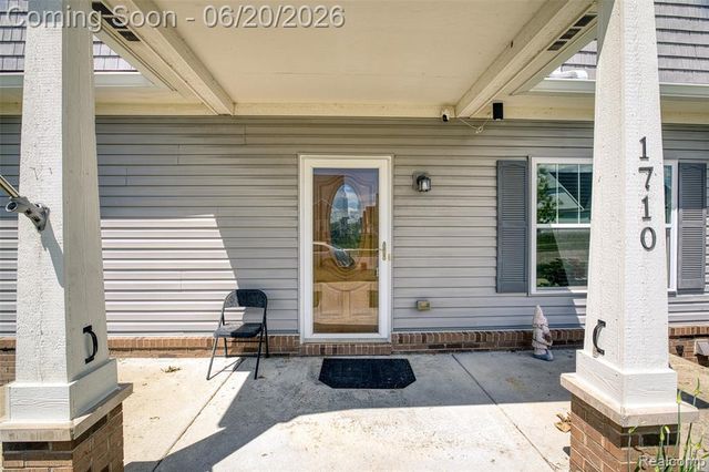 1710 Carlisle Street, Howell, MI 48855