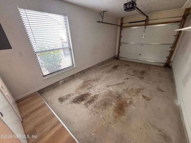 7827 E FAWN BROOK Circle, Jacksonville, FL 32256