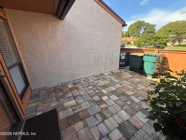 7827 E FAWN BROOK Circle, Jacksonville, FL 32256