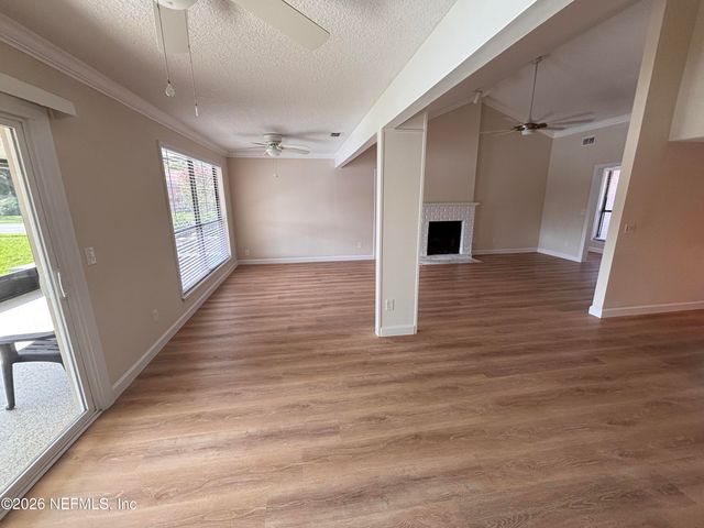 7827 E FAWN BROOK Circle, Jacksonville, FL 32256