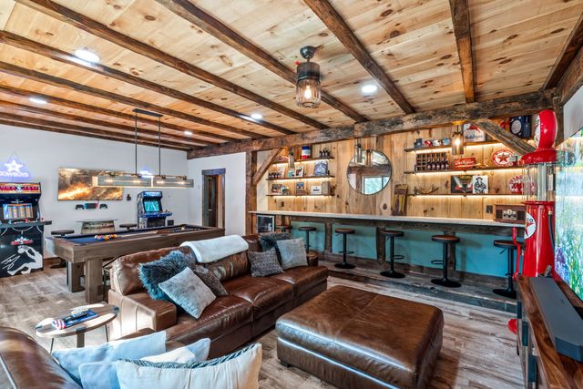 18480 County Road 446, Lindale, TX 75771