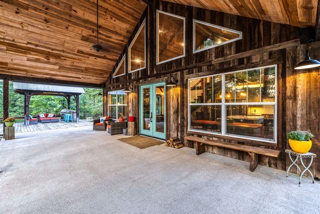 18480 County Road 446, Lindale, TX 75771