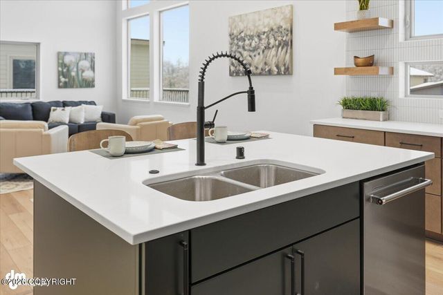 5372 Sandhill Loop, Anchorage, AK 99502