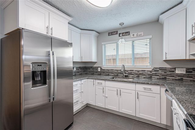 407 Juniper Court, Stafford, TX 77477