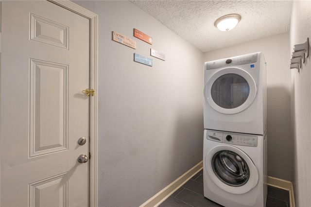 407 Juniper Court, Stafford, TX 77477