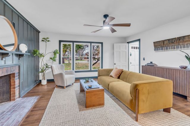 2013 Riverwood Dr, Nashville, TN 37216