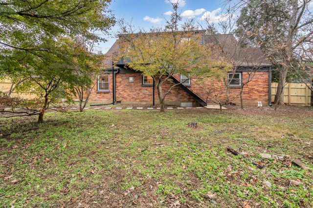 2013 Riverwood Dr, Nashville, TN 37216