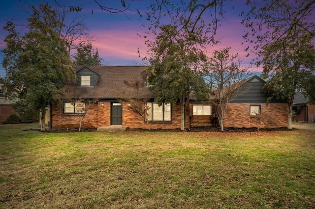 2013 Riverwood Dr, Nashville, TN 37216