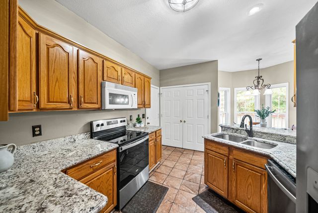 3142 Arrow Lane, Clarksville, TN 37043