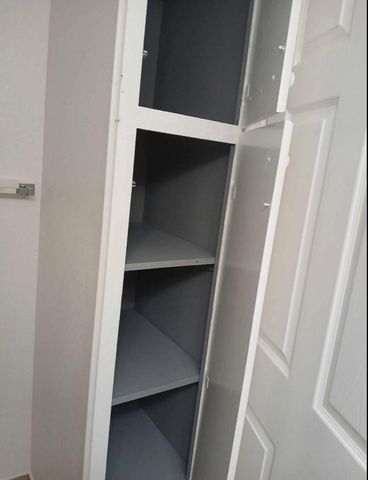 2516 W Carroll Avenue, Oak Creek, WI 53154