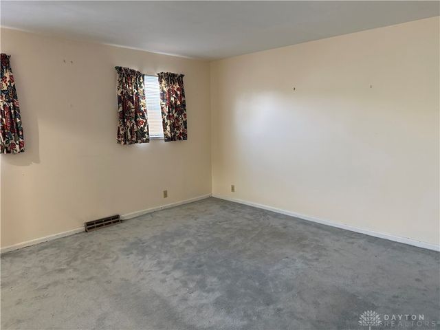 3467 Zephyr Drive, Dayton, OH 45414