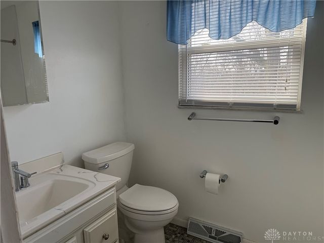 3467 Zephyr Drive, Dayton, OH 45414