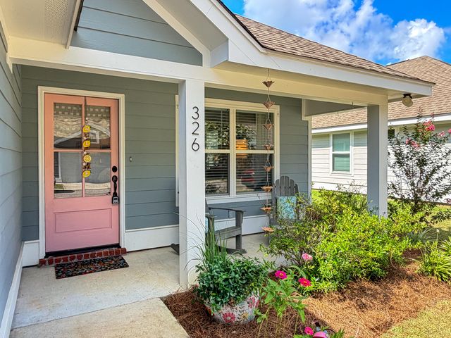 326 Mount Pleasant Dr., Hattiesburg, MS 39402
