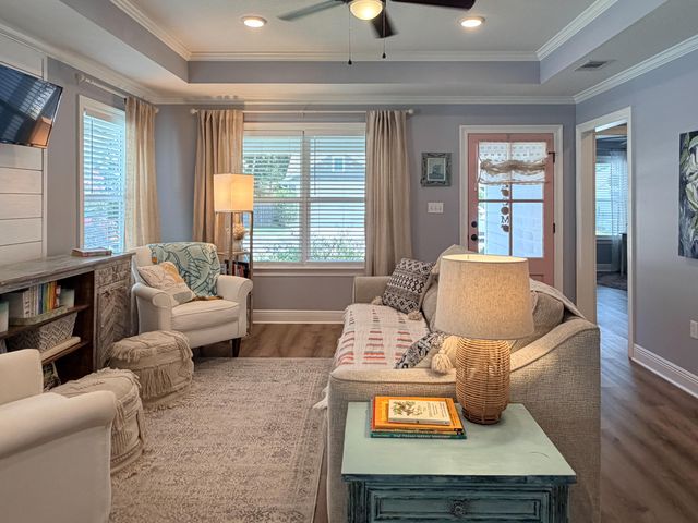 326 Mount Pleasant Dr., Hattiesburg, MS 39402