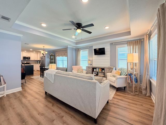 326 Mount Pleasant Dr., Hattiesburg, MS 39402