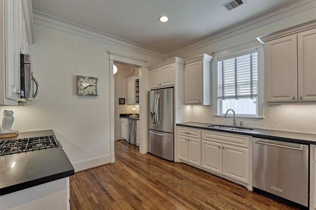 7 Bowers Pine Court, Spring, TX 77389