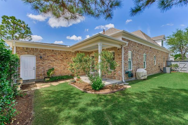 7 Bowers Pine Court, Spring, TX 77389