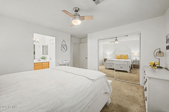 2863 W MURIEL Drive, Phoenix, AZ 85053