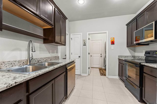 12172 Wilderness Run Dr, Denham Springs, LA 70726