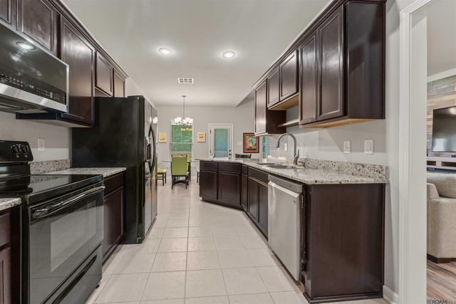 12172 Wilderness Run Dr, Denham Springs, LA 70726