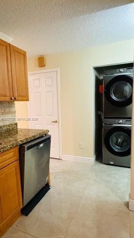 7148 Woodmont Ave, Tamarac, FL 33321