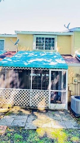 7148 Woodmont Ave, Tamarac, FL 33321