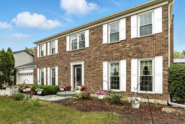 3835 Huntington Boulevard, Hoffman Estates, IL 60192