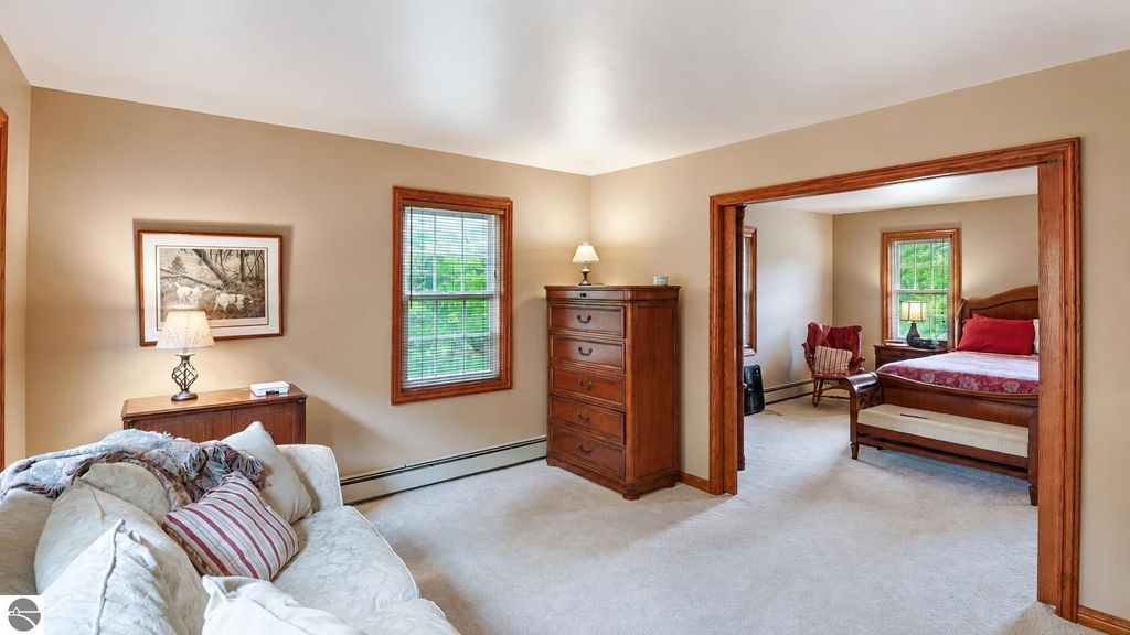 Image 20 of property listing at 608 E Bluegrass Road, Mt Pleasant, MI 48858