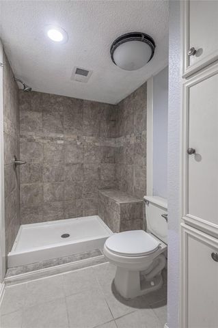 9 Lakeview Manor, Huntsville, TX 77340