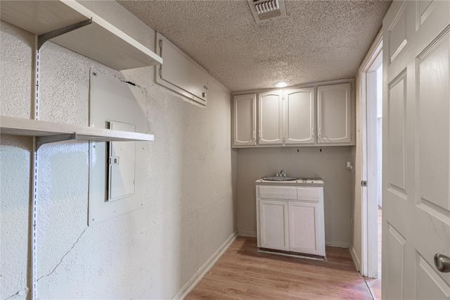 9 Lakeview Manor, Huntsville, TX 77340