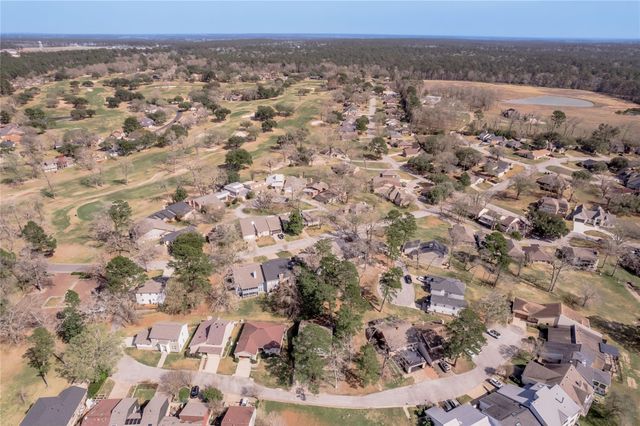 9 Lakeview Manor, Huntsville, TX 77340