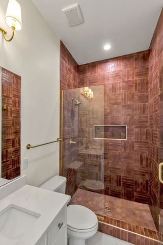 812 N 6th St, Nashville, TN 37207