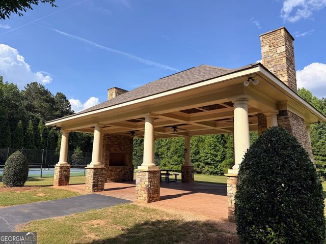 420 Vinings Walk, Fayetteville, GA 30214