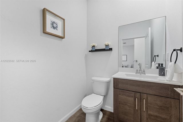 805 SE 18th St 805, Homestead, FL 33034