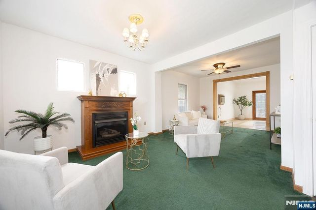 26 Kearney Street, Lyndhurst, NJ 07071