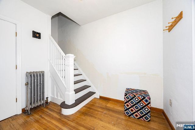 26 Kearney Street, Lyndhurst, NJ 07071