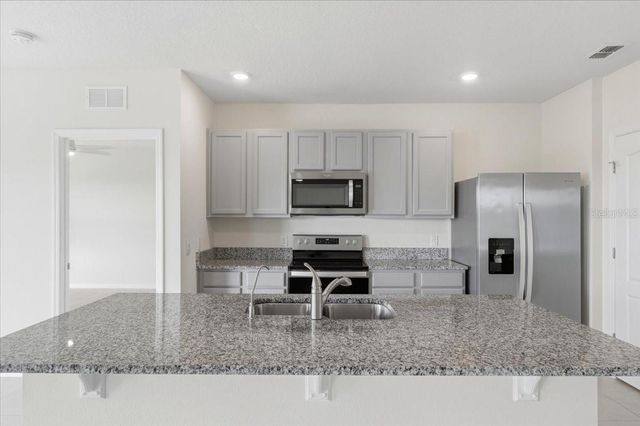 2829 GRANDBURY GROVE ROAD, Lakeland, FL 33811