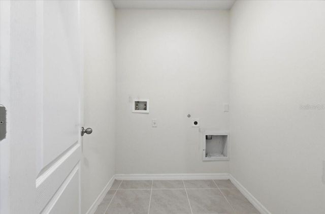 2829 GRANDBURY GROVE ROAD, Lakeland, FL 33811