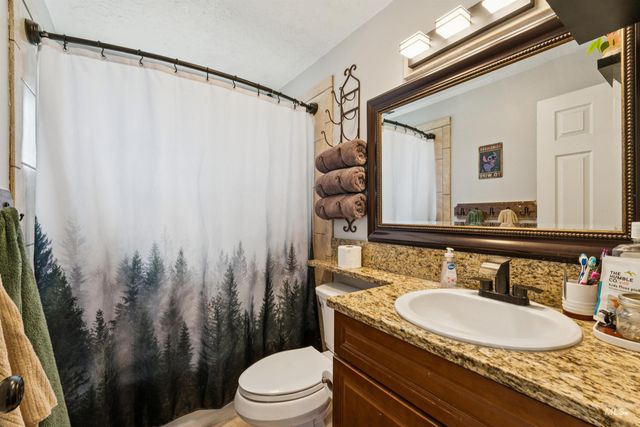 10707 W Blue Fox Ct, Boise, ID 83709