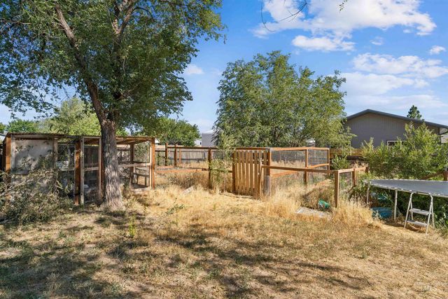 10707 W Blue Fox Ct, Boise, ID 83709