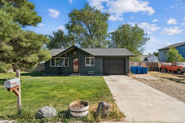 10707 W Blue Fox Ct, Boise, ID 83709
