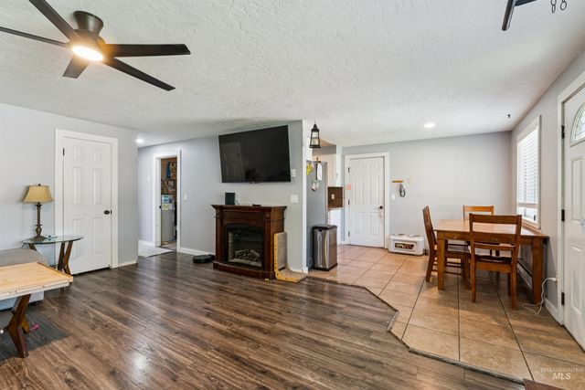10707 W Blue Fox Ct, Boise, ID 83709