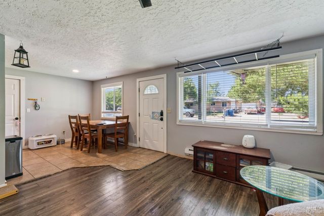 10707 W Blue Fox Ct, Boise, ID 83709