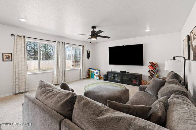 2628 N Northgate Place, Wasilla, AK 99654