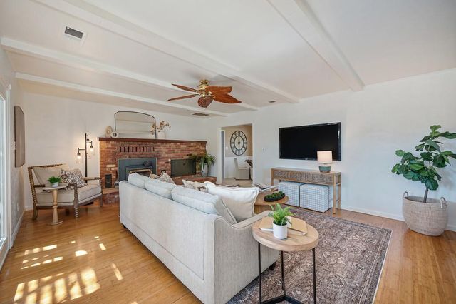 4956 Bell Rd, Auburn, CA 95602