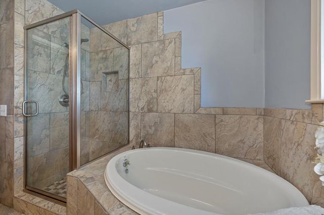 4956 Bell Rd, Auburn, CA 95602