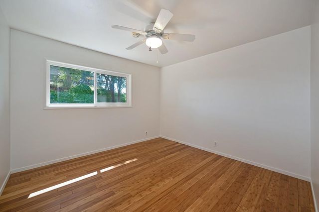 4956 Bell Rd, Auburn, CA 95602